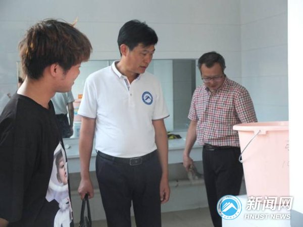 31b9338234e04cdc9ff3569a699693db.png 与时代共振